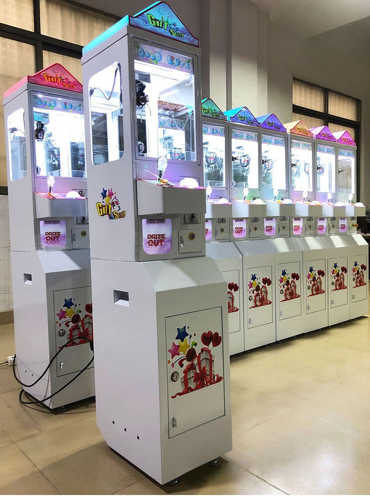 Amusement Park Game Machine Coin Operated Cheap Arcade Toy Vending Machine Mini Claw Machine For Sale